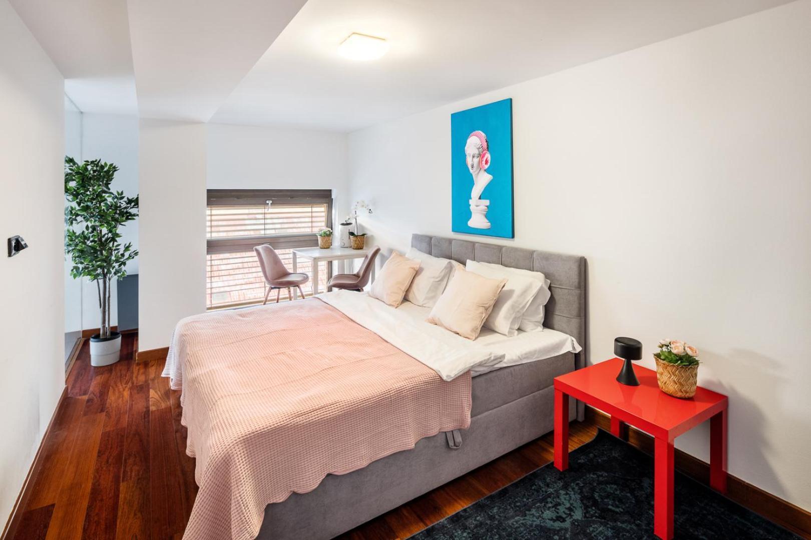 Apartments With Large Balcony, Parking Praha Bagian luar foto