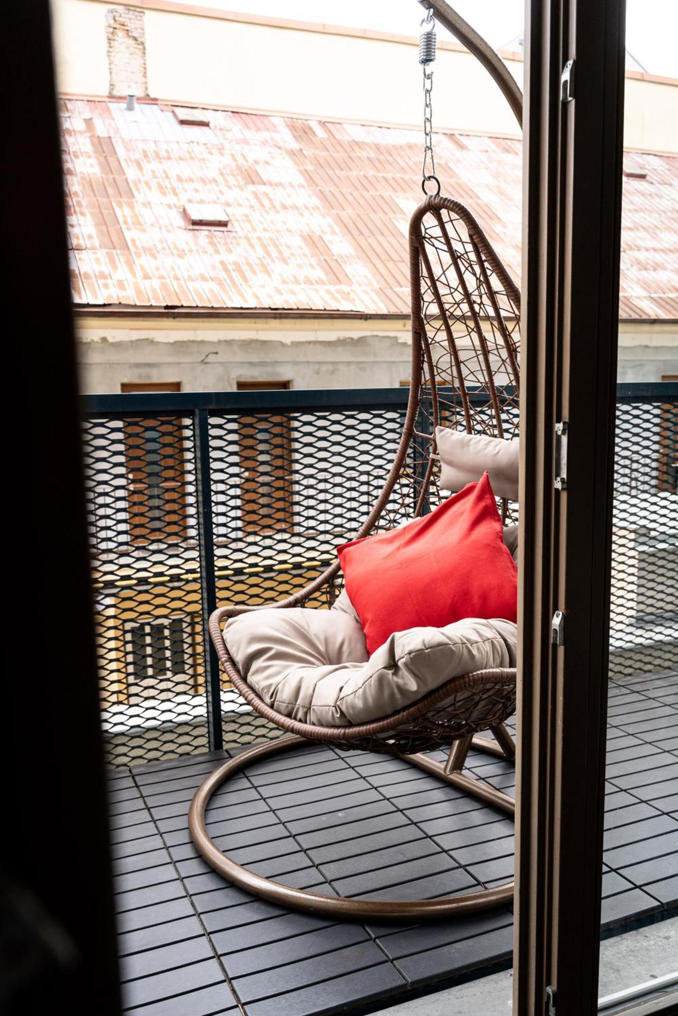 Apartments With Large Balcony, Parking Praha Bagian luar foto